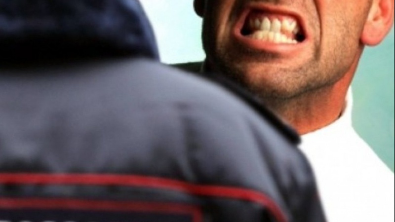 На Волині зловмисник вкусив і пограбував чоловіка