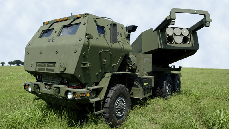 Україна отримає від США ракетні системи, але не битиме ними по території Росії