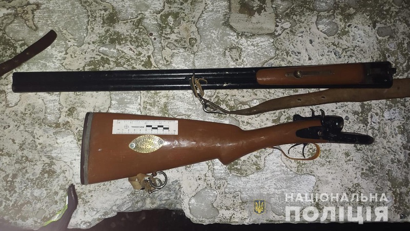У Рожищі чолов’яга стріляв серед ночі з рушниці