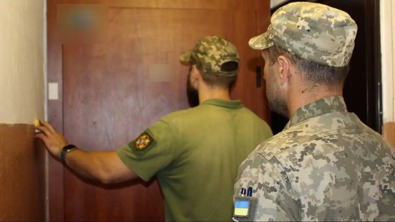 На Волині чоловік напав на працівника ТЦК: військового доставили до реанімації з ножовим пораненням