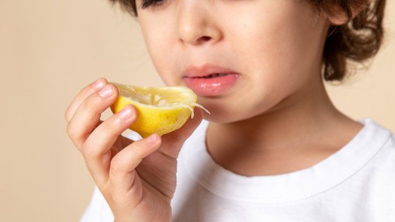 Вітамін С не допомагає у лікуванні ГРВІ чи ковіду, – інфекціоніст. ВІДЕО