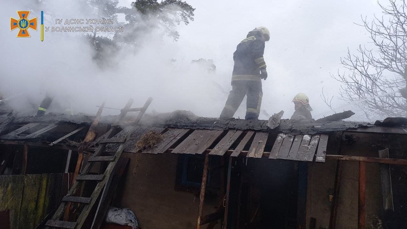У Луцькому районі горіли дві господарські будівлі. ФОТО