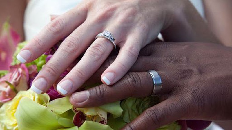 Німці, поляки, білоруси – з ким найчастіше одружуються мешканці Волині