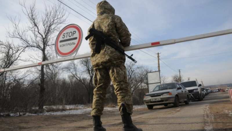 Чи запроваджуватимуть в Україні воєнний стан