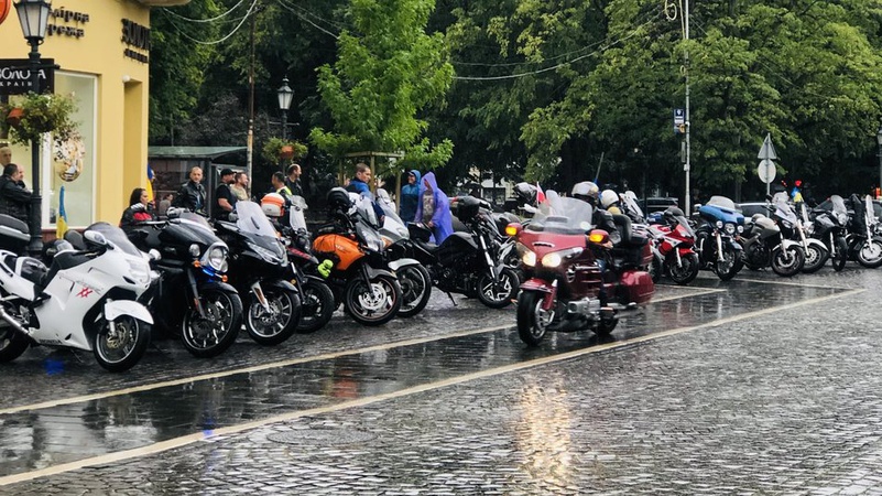 В Україні стартував всеукраїнський «Мотопробіг єдності»: маршрут байкерів