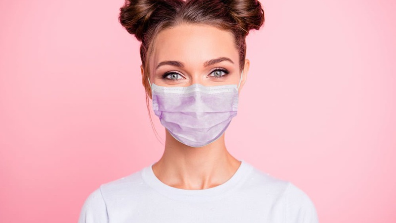 У МОЗ розповіли про «карантинний» догляд за шкірою обличчя