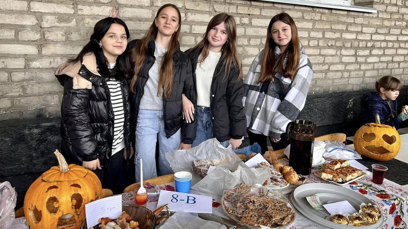 На Волині учні ліцею зібрали на благодійному ярмарку майже 200 тисяч грн для ЗСУ