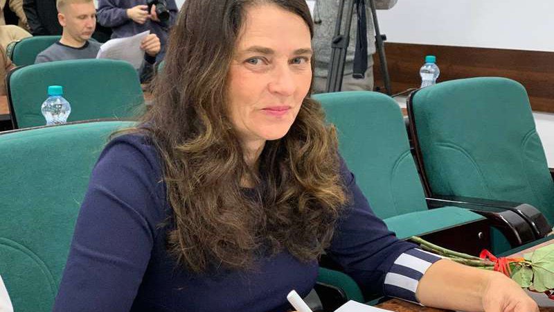 У Луцькій міськраді – нова депутатка