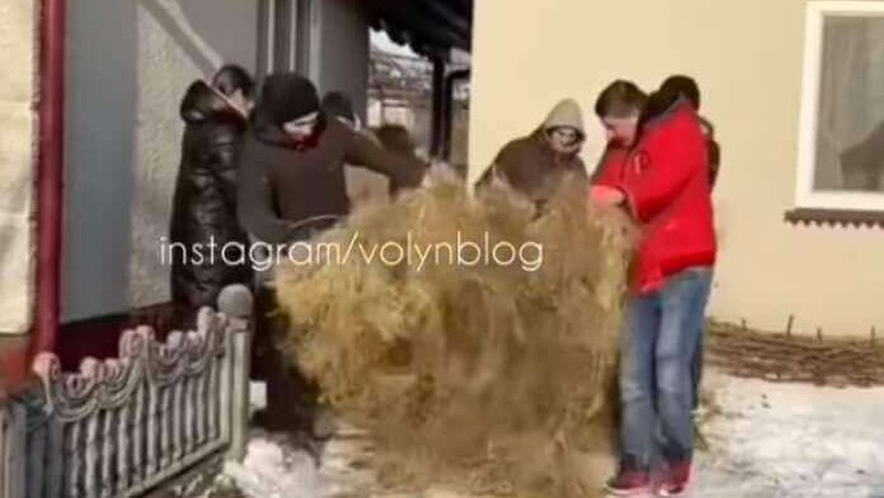 Показали унікальну традицію у селі на Волині