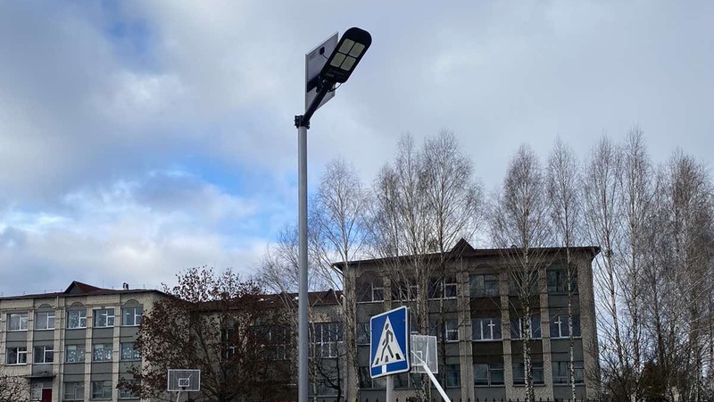 У Камені-Каширському засвітили ліхтарі на сонячних батареях