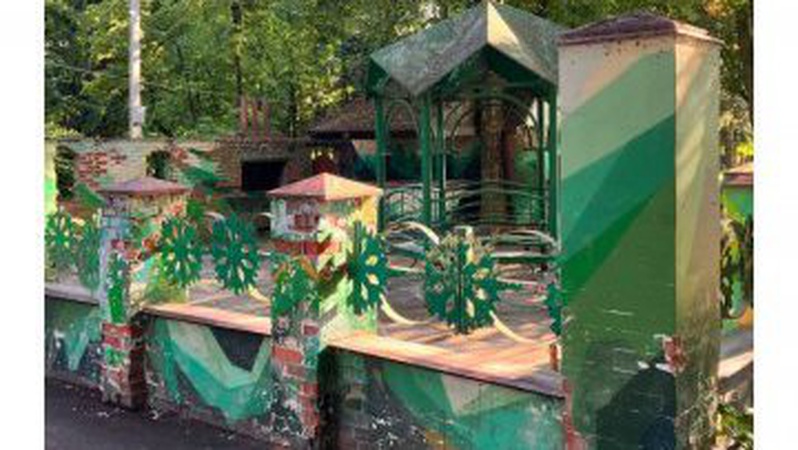 Потребує приміщення: чому не працює кафе біля зоопарку в Луцьку