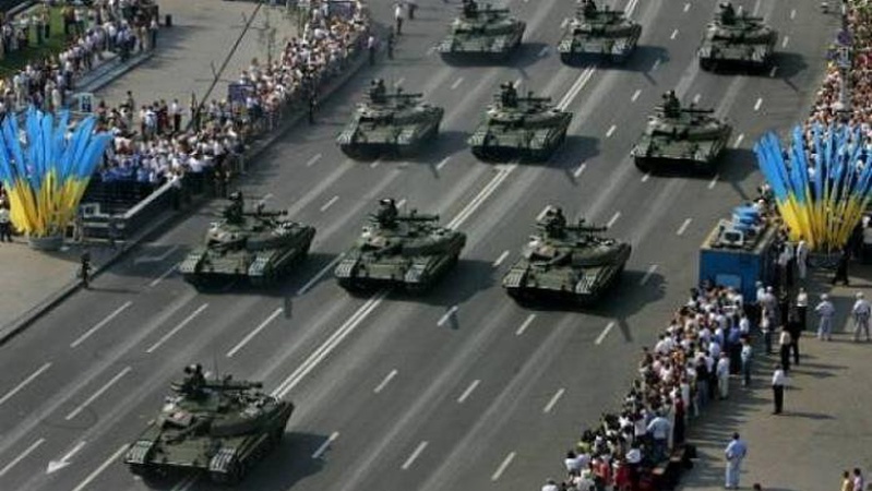 Працювали на знищення обороноздатності: хто та скільки військової техніки вивів із ЗСУ до початку вторгнення росії?