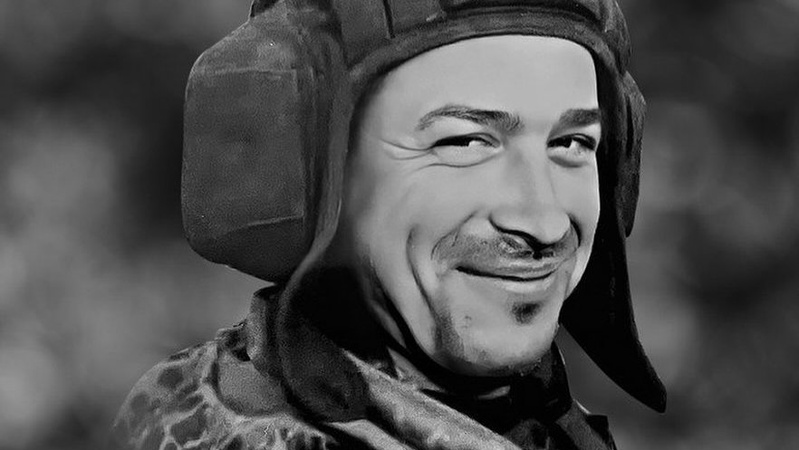 Майже два роки пошуків: на рідну землю повертається загиблий танкіст Костянтин Мрочко