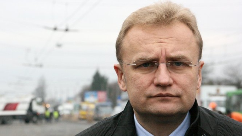 Рашистські окупанти вдарили ракетами в район Львівського аеропорту, – Садовий