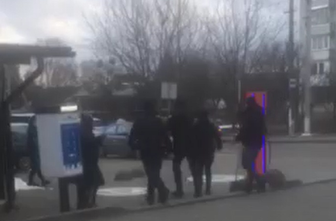 Лучанин побив дружину і дебоширив у пабі