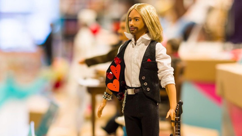 Відомих українців представили у виконанні Барбі та Кенів