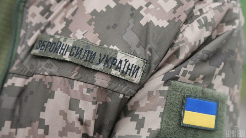 Скільки українських депутатів воюють на фронті: інфографіка