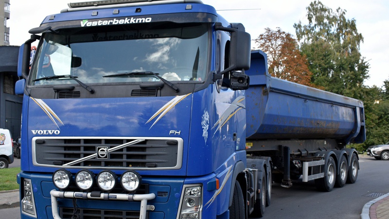 З Волині на фронт передали чергову партію допомоги. ФОТО