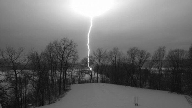 Зимова гроза: на Рівненщині зафіксували рідкісне метеорологічне явище