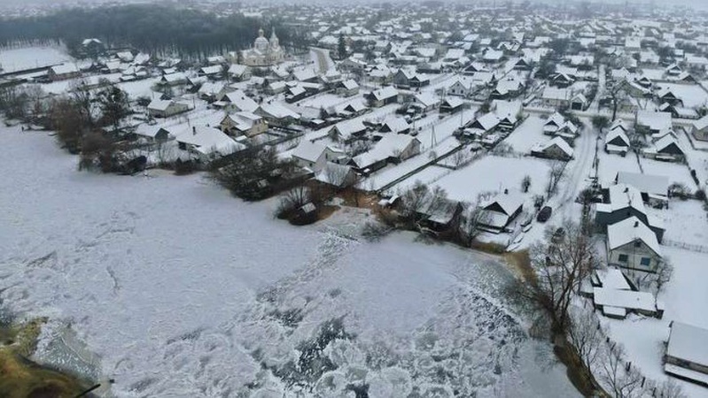 Через підтоплення у громаді на Волині заборонили пити воду з колодязів