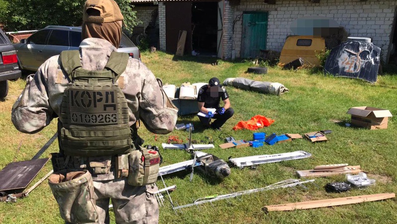 Завербовані особи, тисячі доларів і цигарки через річку: у декількох волинян – масштабні обшуки. ФОТО