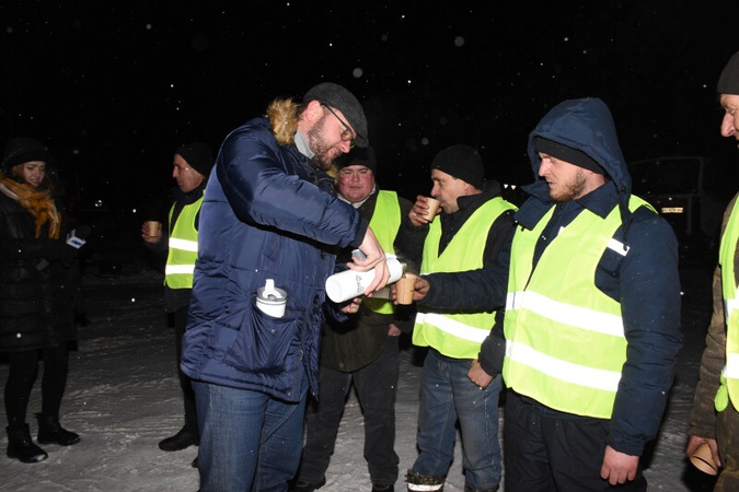 Як Луцький міський голова допомагав комунальникам дороги чистити