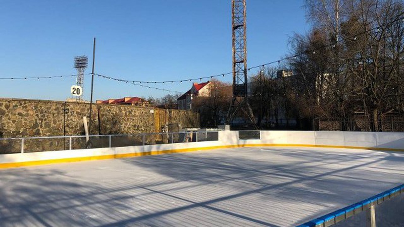 У Луцьку завтра відкриють ковзанку та автодром під відкритим небом. Фото