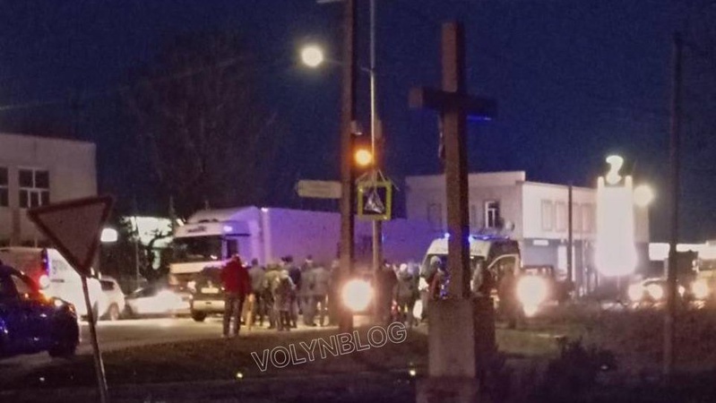 ДТП у Боратинській громаді: на «зебрі» автомобіль збив жінку