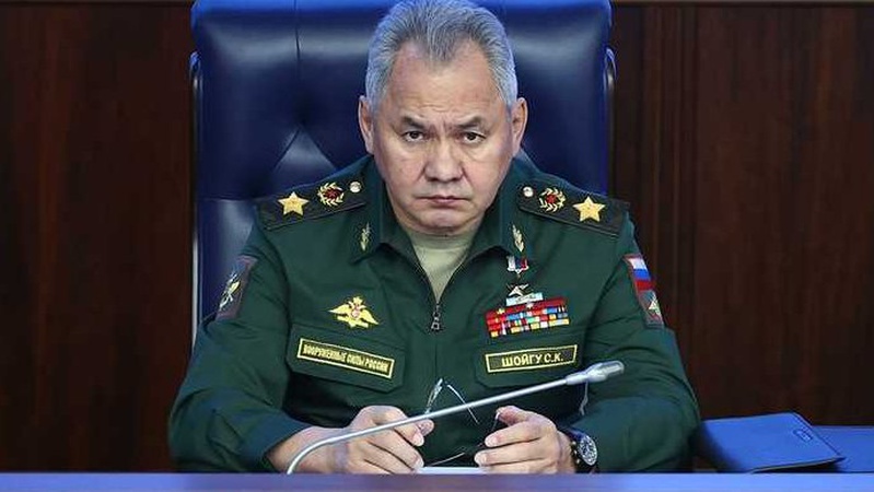 Шойгу відсторонили від управління військами РФ в Україні, – британська розвідка