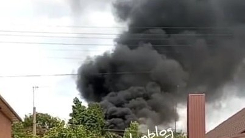 У Луцьку здійнявся переполох через горіння шин. ВІДЕО