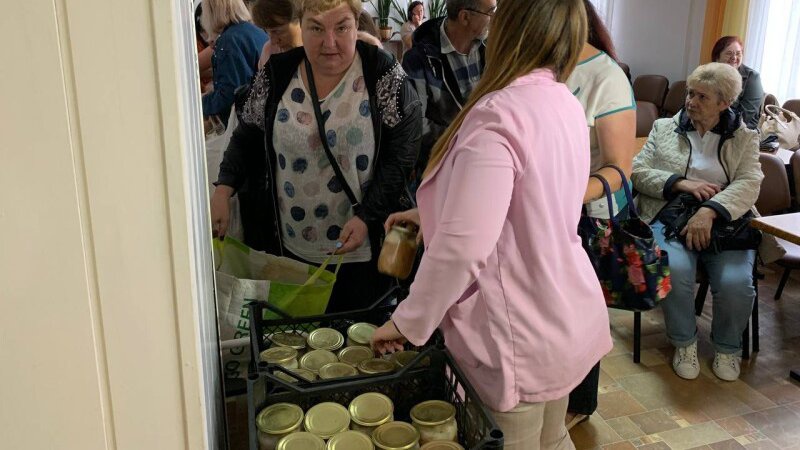 У Луцьку видають продовольчу допомогу від ООН