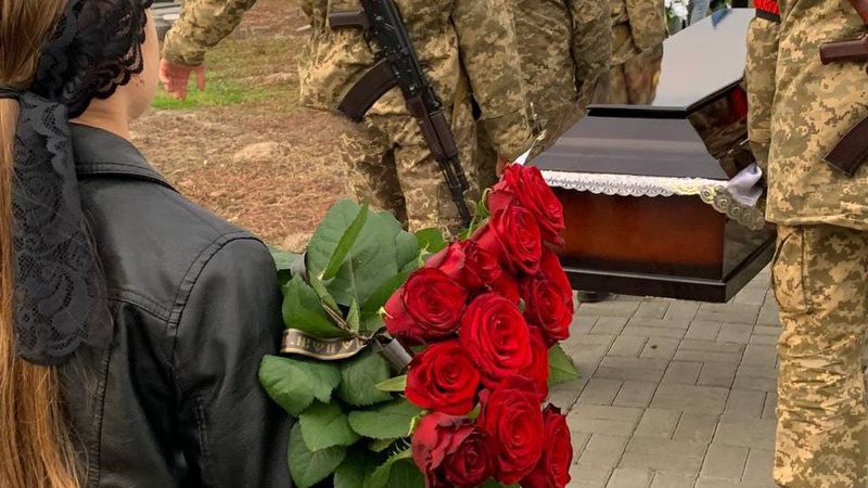 У громаді на Волині попрощалися з Героєм Андрієм Несторуком