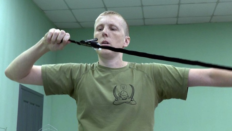 У Луцьку виготовляють сертифіковані турнікети для військових