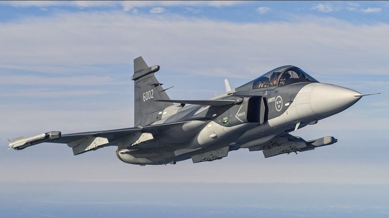 Українські льотчики випробують шведські винищувачі Gripen