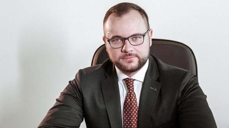 У Луцьку демонтували рекламні щити там, де міг би бути пам’ятник Бандері