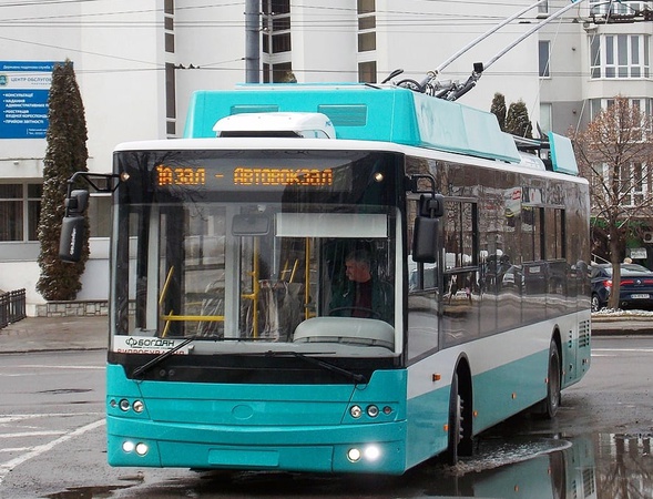 З Луцька до Сум відправили 9 нових тролейбусів «Богдан»