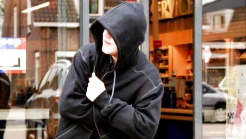 У селищі на Волині двоє юнаків пограбували продуктовий магазин