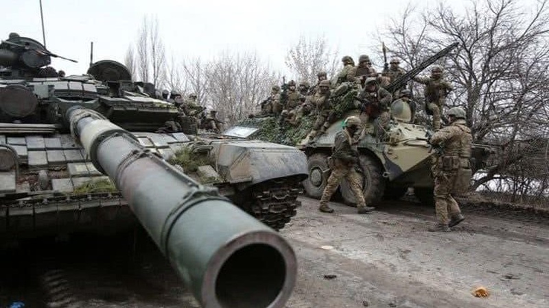 У Миколаєві вибухи, на Харківщині обстріли, загострення біля Авдіївки: як минула ніч у регіонах