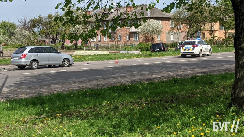 ДТП у Володимирі: від удару автомобіль злетів у кювет