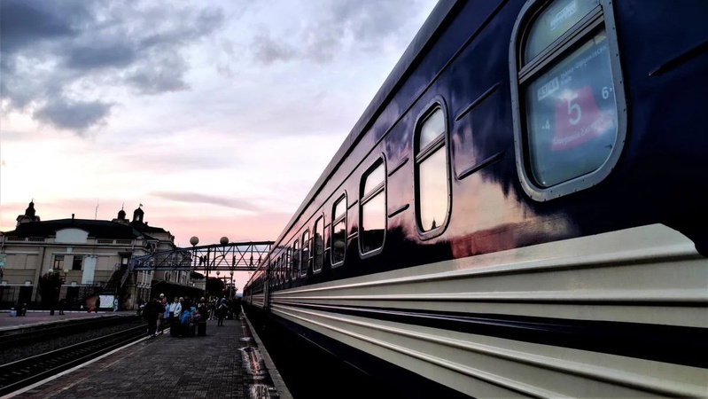 «Укрзалізниця» планує запустити «сімейні вагони»