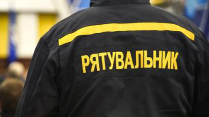 У Луцьку врятували жінку, яка зачинилася у ванній