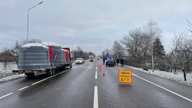 У Луцькому районі 6-річна дівчинка потрапила під колеса автомобіля