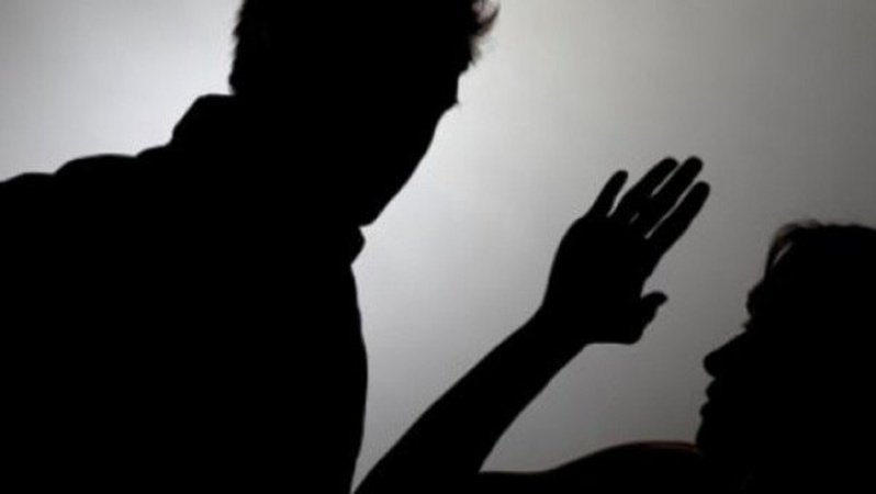 У Луцьку засудили домашнього тирана, який знущався над жінкою