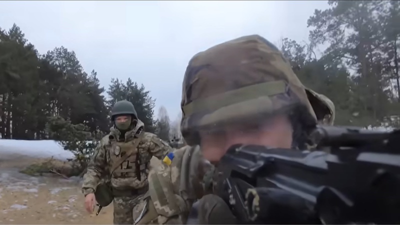 Волинських тероборонівців показали на британському телеканалі Sky News