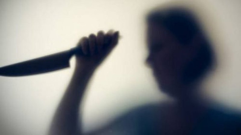 Повідомили про підозру волинянці, яка ледь не вбила сусіда