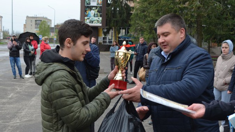 У Рожищі відбувся пробіг серед учнів