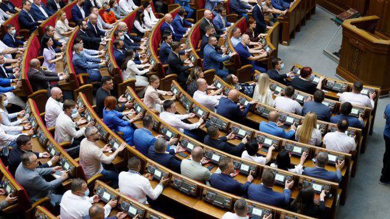 В Україні продовжать воєнний стан і загальну мобілізацію, — нардеп