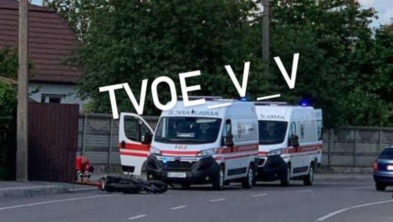 ДТП на Волині: мотоцикліст влетів у металевий паркан