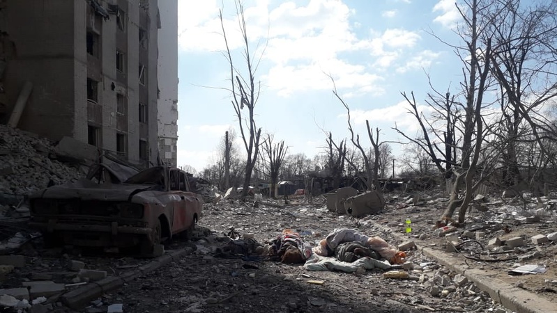 У Чернігові окупанти розбомбили гуртожиток. ФОТО. ВІДЕО