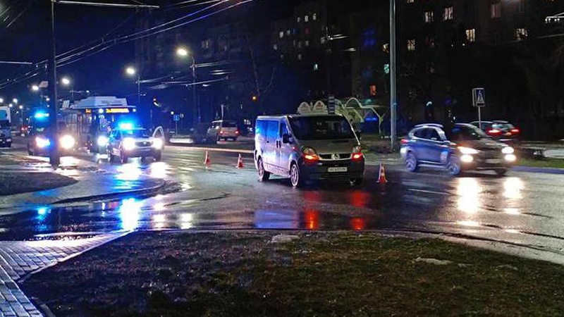 У Луцьку автомобіль збив жінку